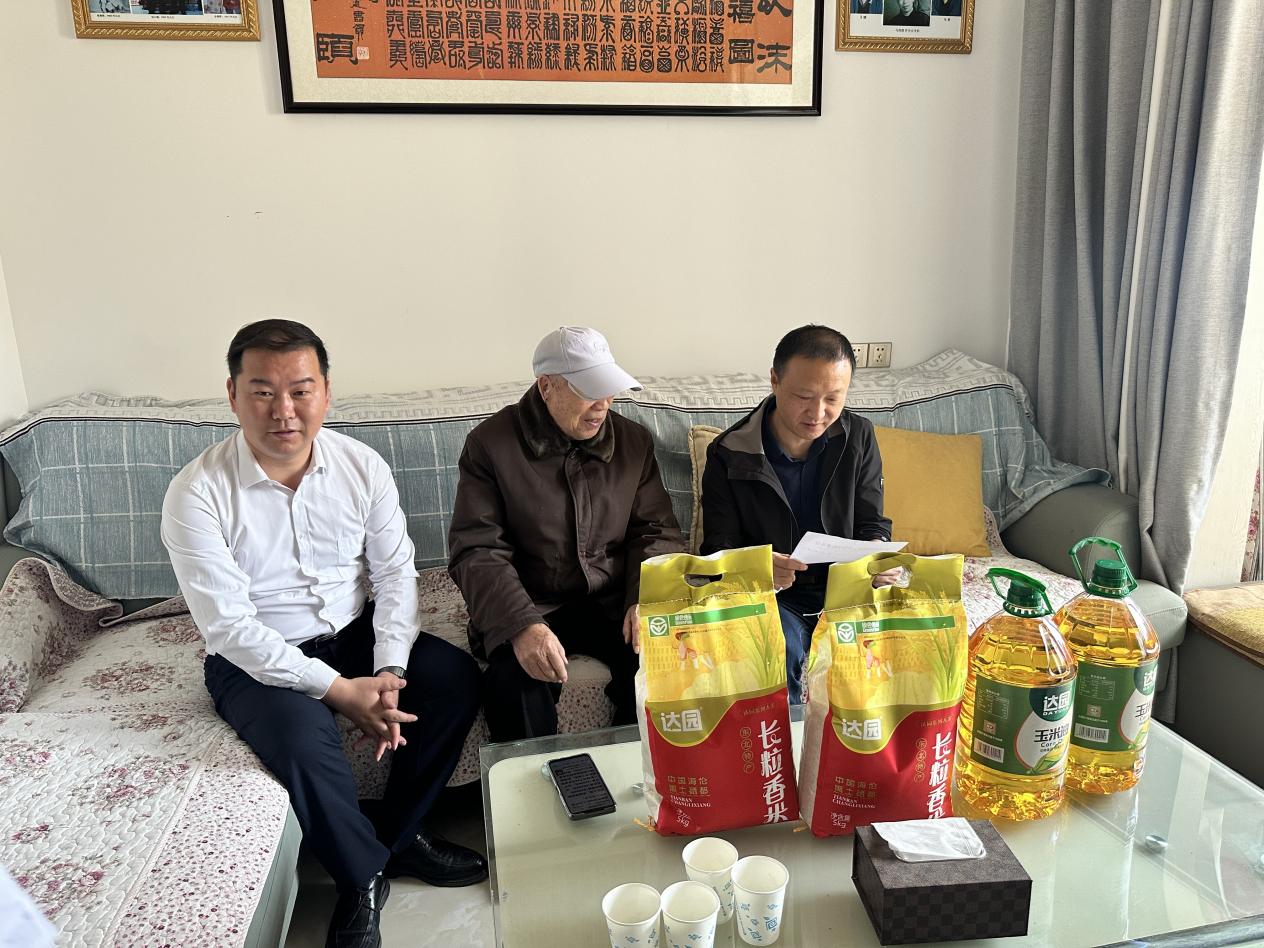 75e2c4331488e5fa51d6c7156477bb7