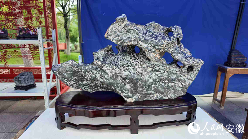 灵璧奇石。人民网 丁纪摄