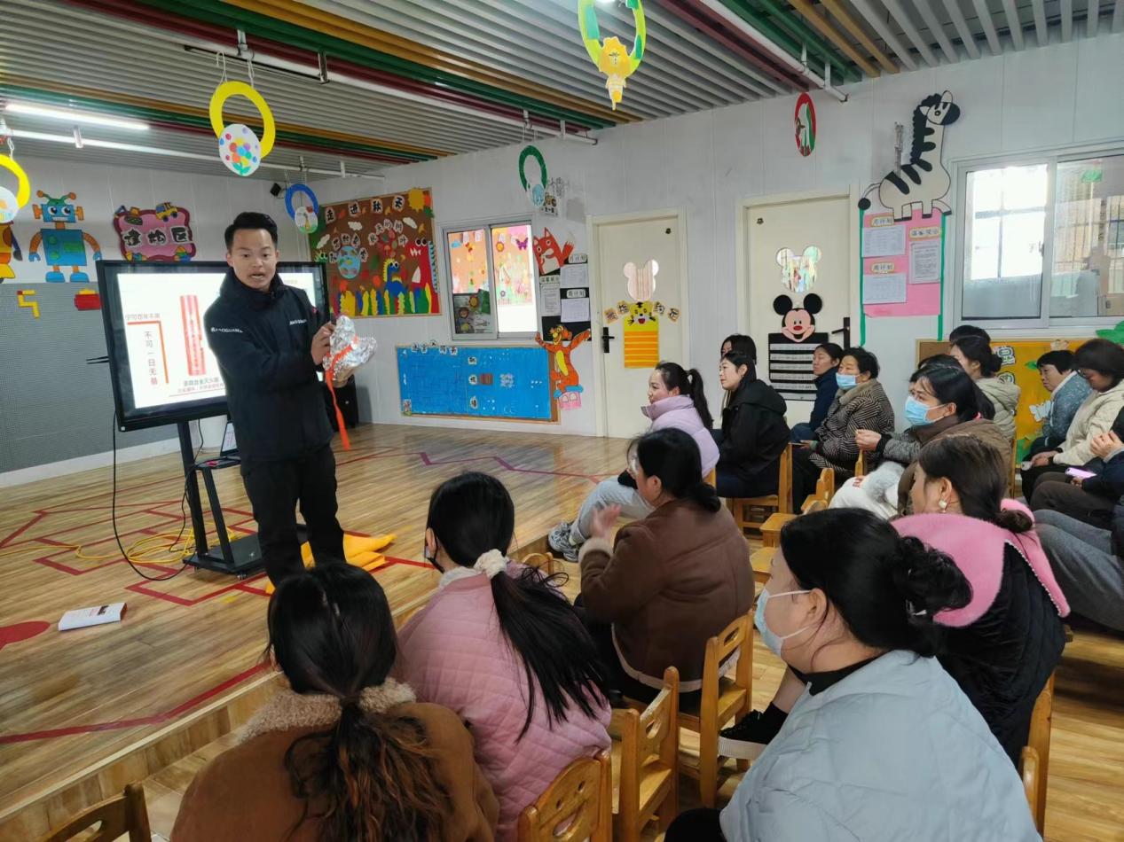 55ae0775b482c508702a67a5985ab9d1