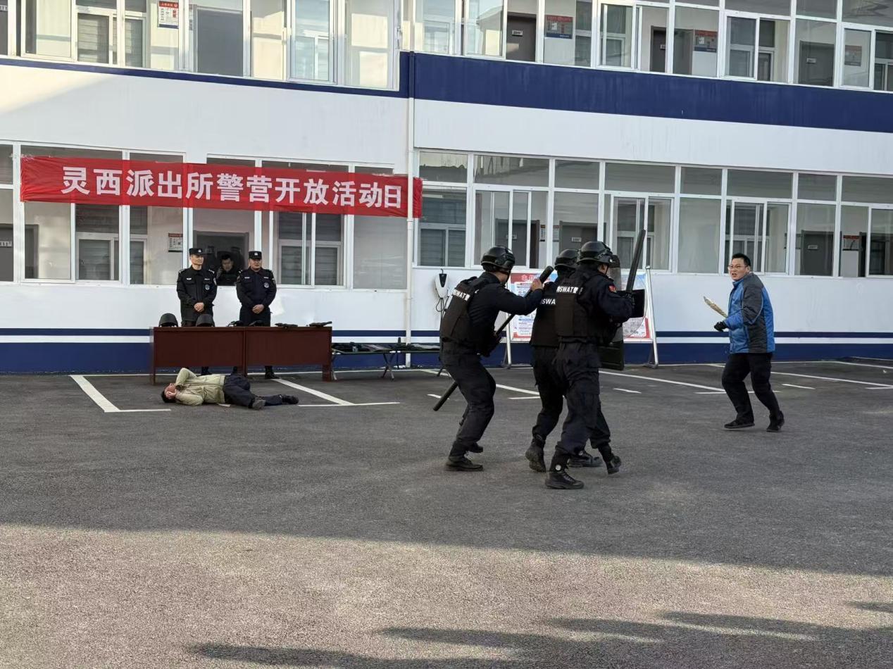 58be4c67a87a1d5c56bda97775ed802f