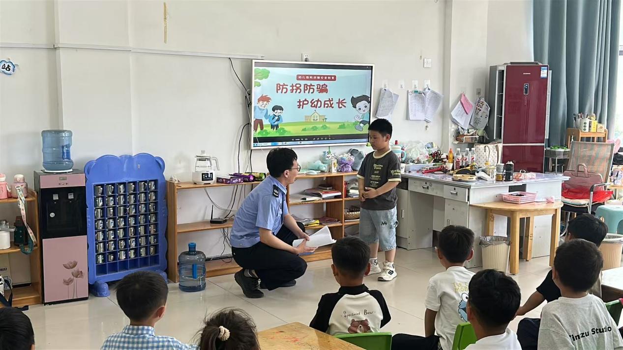 灵璧县司法局朝阳司法所：法治进校园 安全伴成长